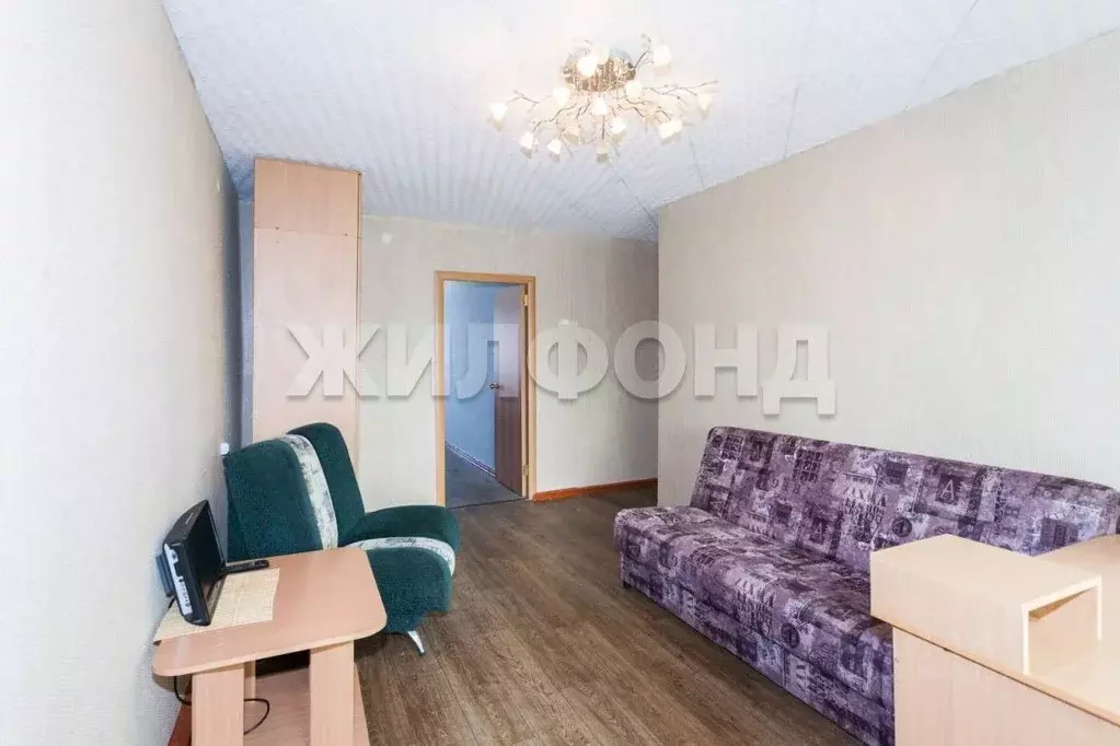 3-к кв. Хакасия, Абакан ул. Кирова, 77 (57.0 м) - Фото 2