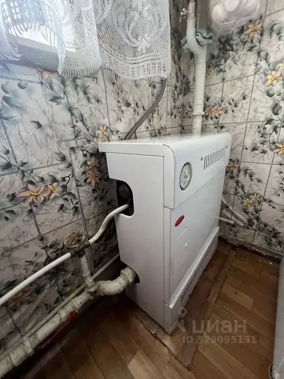 Дом в Краснодарский край, Гулькевичский район, с. Новоукраинское ул. ... - Фото 2