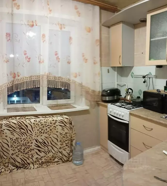 1-к кв. Курганская область, Курган Заозерный жилрайон, 2-й мкр, 7 ... - Фото 2