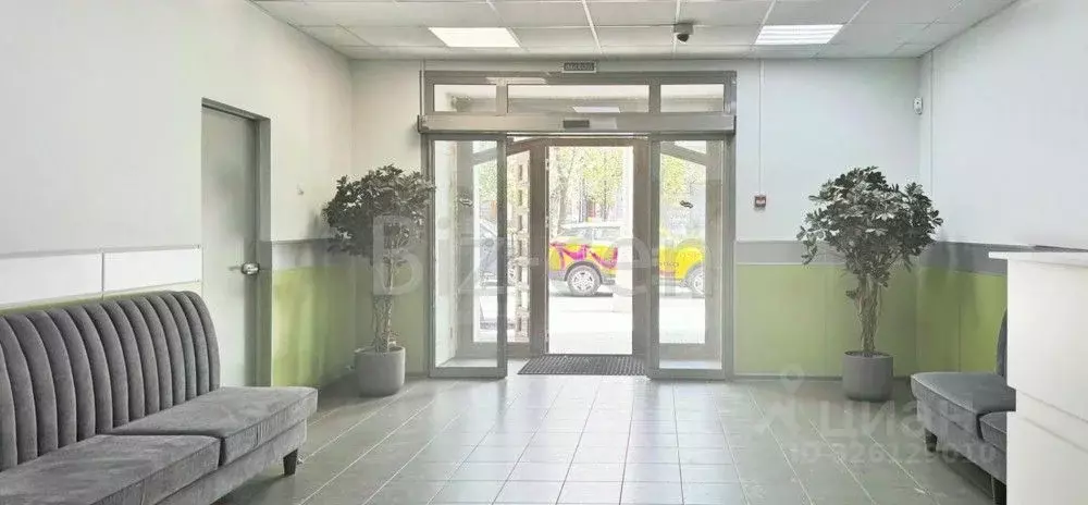 Офис в Москва Малая Бронная ул., 2С1 (180 м) - Фото 2