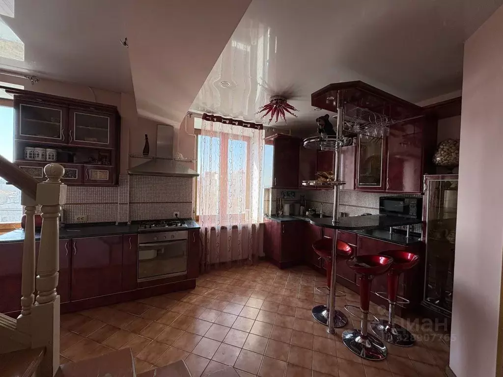 4-к кв. Татарстан, Казань ул. Жуковского, 2/11 (157.4 м) - Фото 1