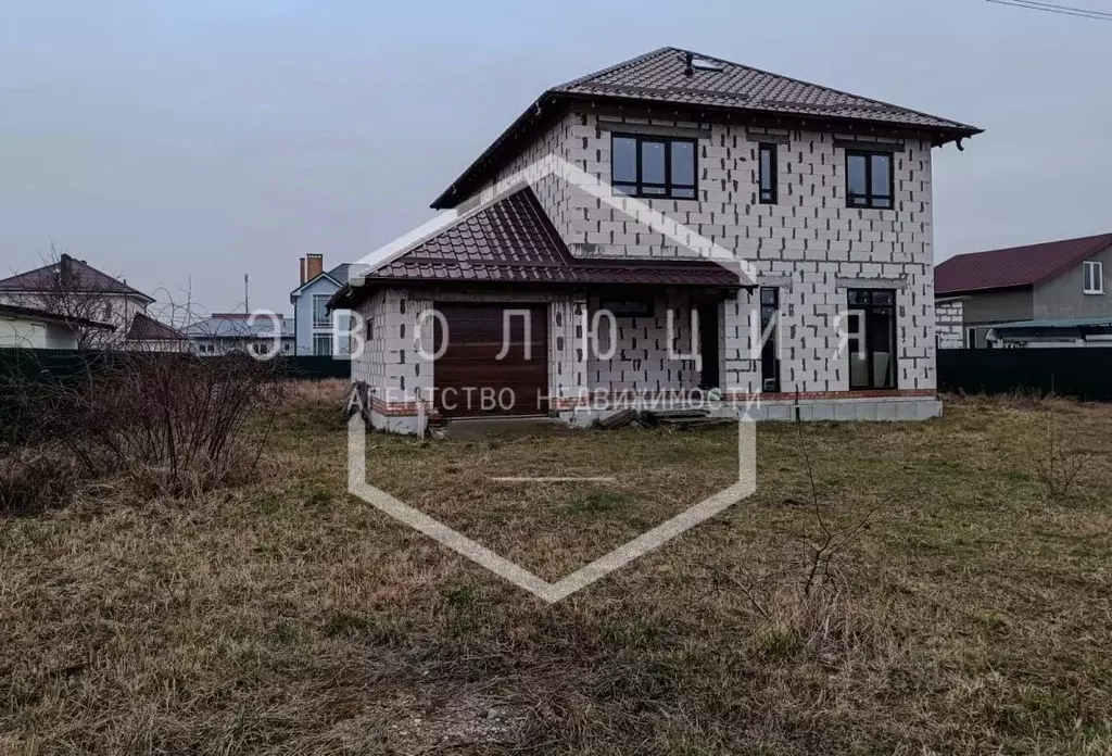 Дом в Калининградская область, Гурьевский муниципальный округ, пос. ... - Фото 0