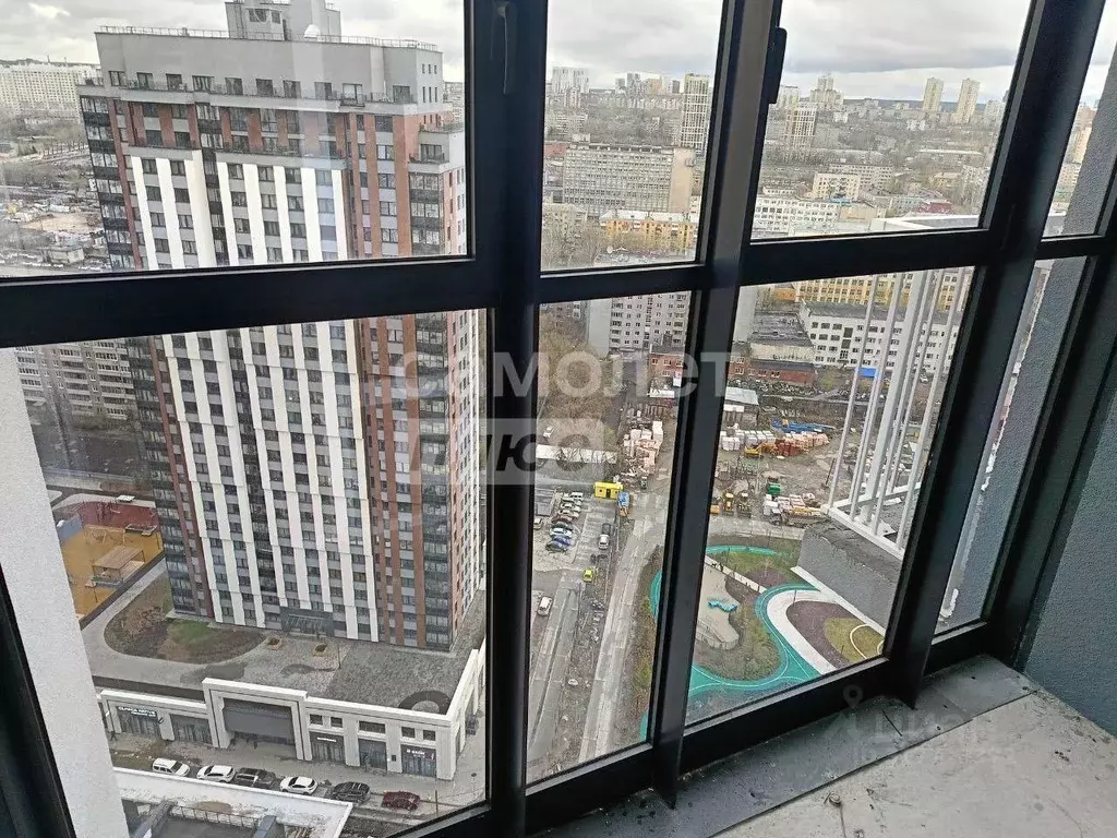 2-к кв. Свердловская область, Екатеринбург ул. Свердлова, 32Б (50.7 м) - Фото 0