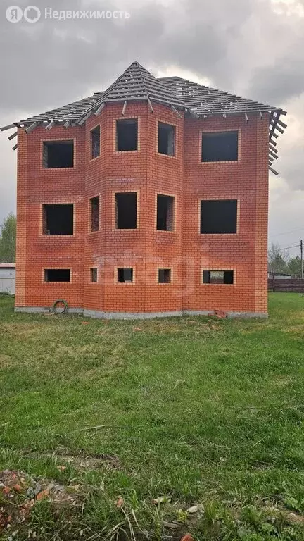 Дом в микрорайон Зайкова, Спортивная улица (250 м) - Фото 1