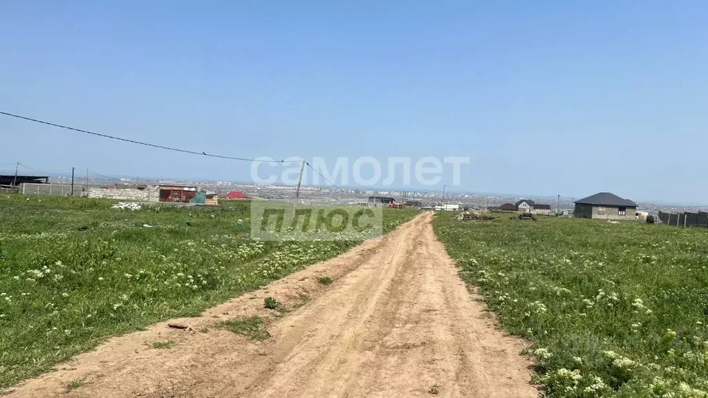 Участок в Дагестан, Махачкала городской округ, с. Новый Хушет ул. ... - Фото 0