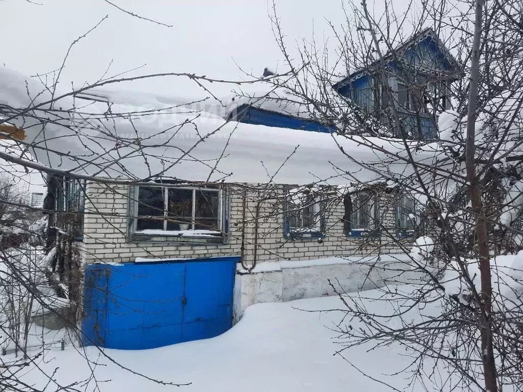 Дом в Чувашия, Шумерля ул. Островского, 49 (76 м) - Фото 1