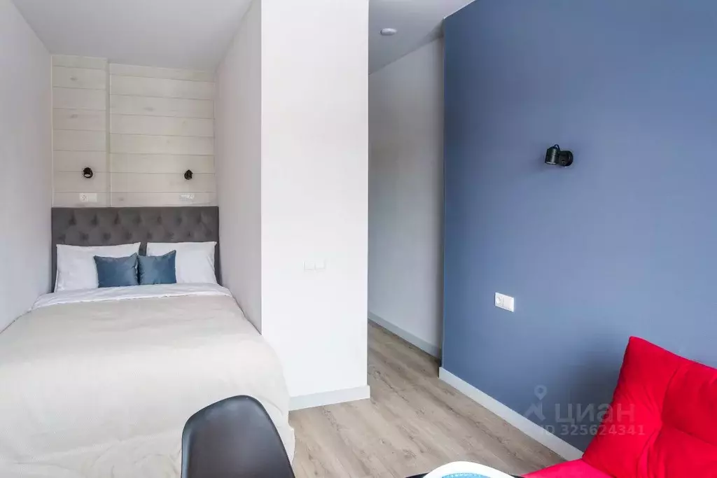 Студия Свердловская область, Екатеринбург ул. Онежская, 4 (24.0 м) - Фото 1