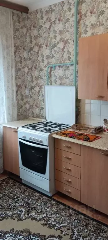 3-к кв. Омская область, Омск Мельничная ул., 58В (64.0 м) - Фото 0