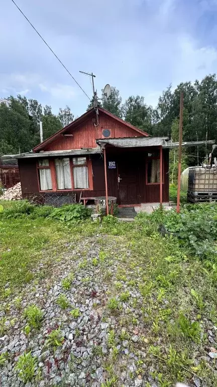 Дом в Ленинградская область, Тосненское городское поселение, Гутлов ... - Фото 1