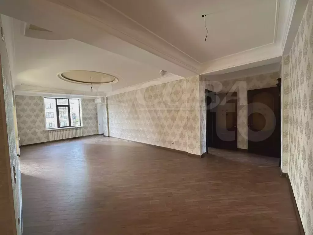 3-к. квартира, 140 м, 4/12 эт. - Фото 0