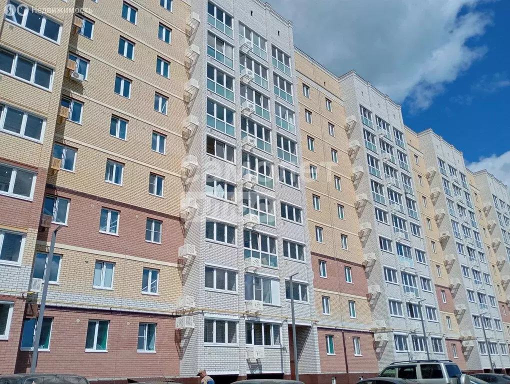 Квартира-студия: Медведево, посёлок городского типа Медведево, улица ... - Фото 0