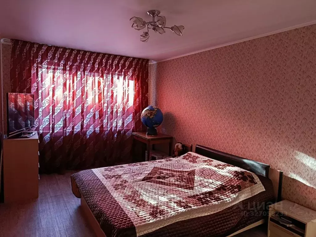 3-к кв. Оренбургская область, Орск Орский просп., 9 (62.5 м) - Фото 1