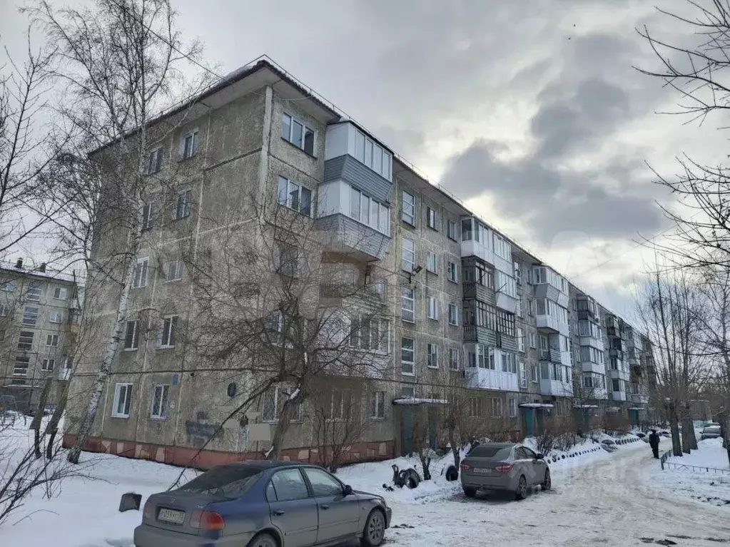 2-к кв. Омская область, Омск просп. Мира, 165Б (46.3 м) - Фото 1