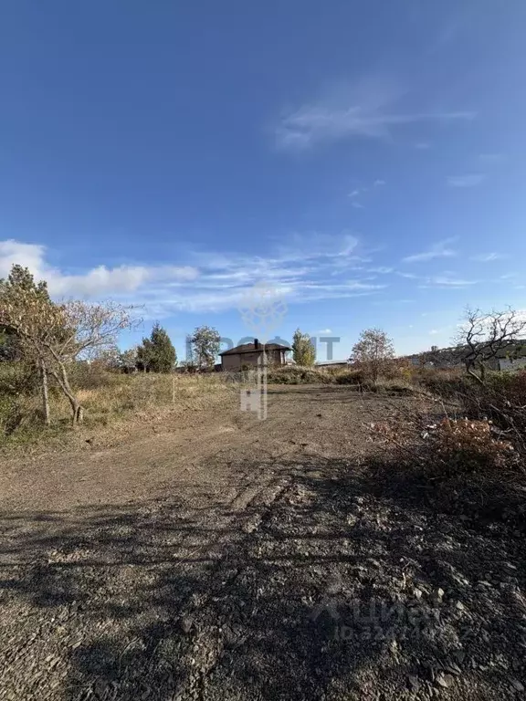 Участок в Крым, Алушта муниципальный округ, с. Нижняя Кутузовка ул. ... - Фото 2