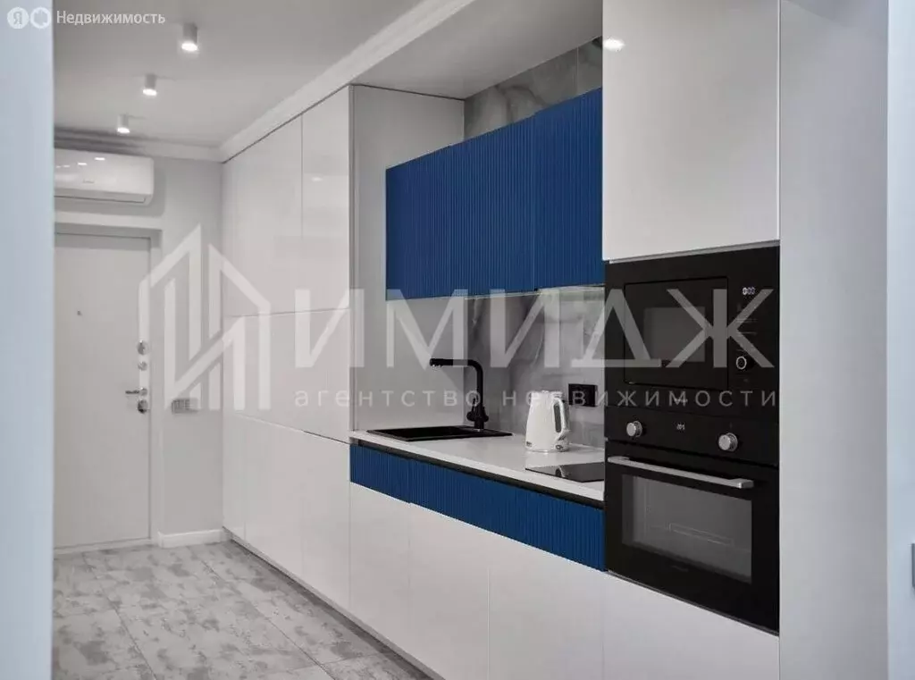2-комнатная квартира: Сочи, улица Ленина, 298Бк6 (58 м) - Фото 1