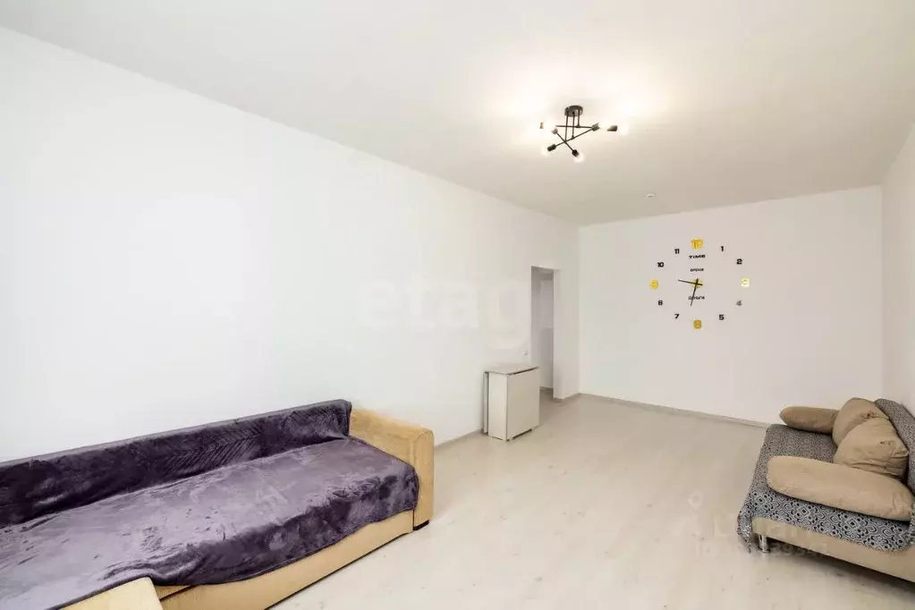 2-к кв. Ханты-Мансийский АО, Сургут тракт Югорский, 54/2 (67.2 м) - Фото 2