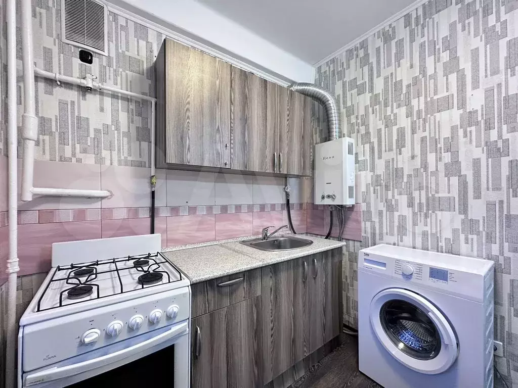 2-к. квартира, 45 м, 1/5 эт. - Фото 0