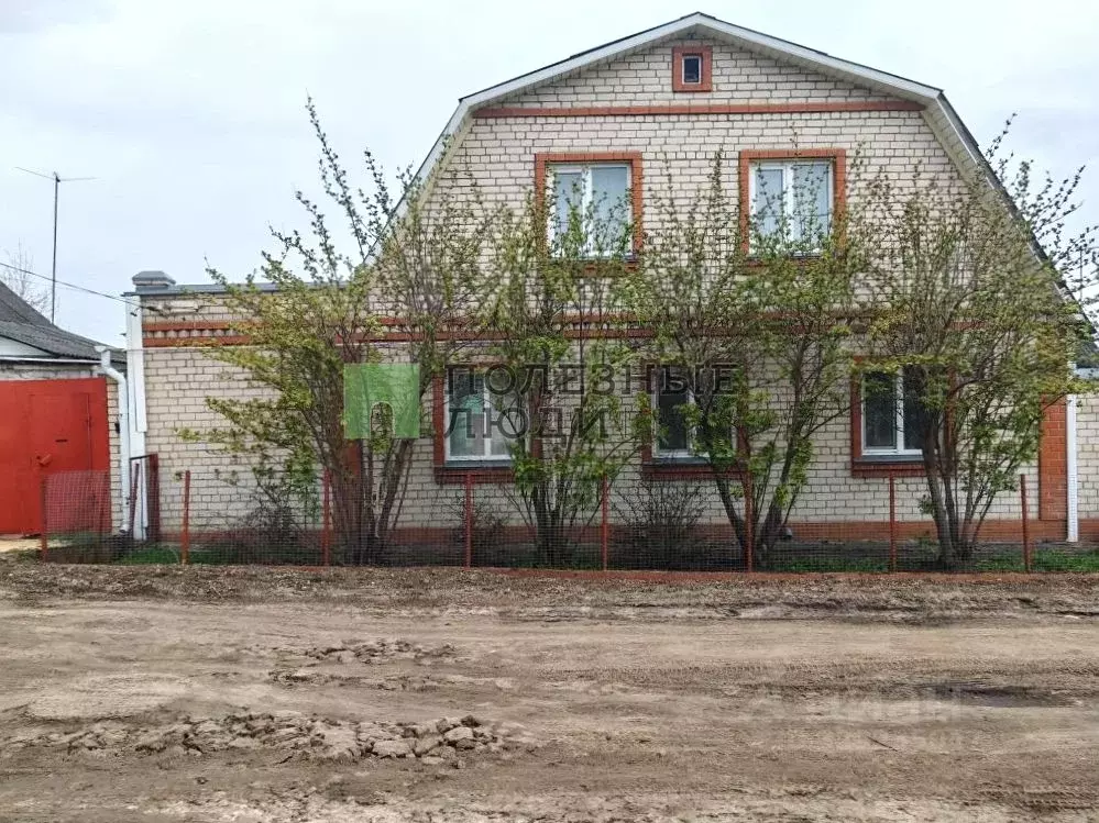 Дом в Орловская область, Орел Канатный пер., 6 (133 м) - Фото 1