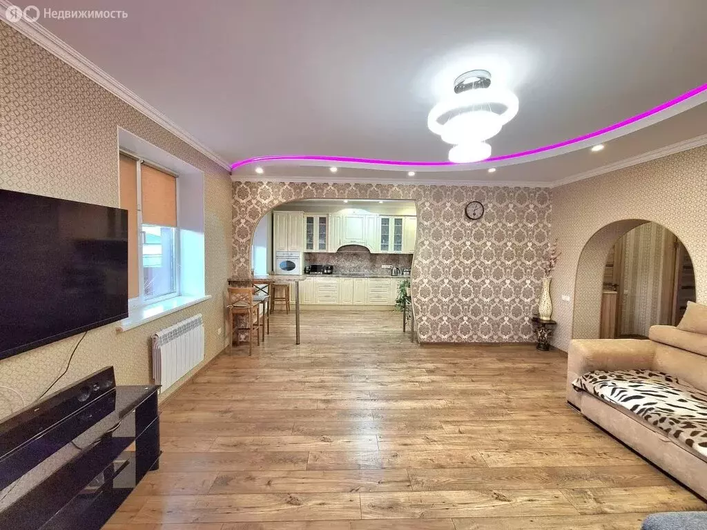 Дом в Байрак, Ягодная улица (140 м) - Фото 2