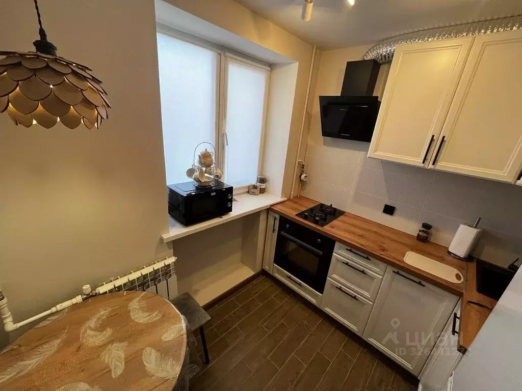 2-к кв. Воронежская область, Воронеж просп. Патриотов, 10 (41.3 м) - Фото 1