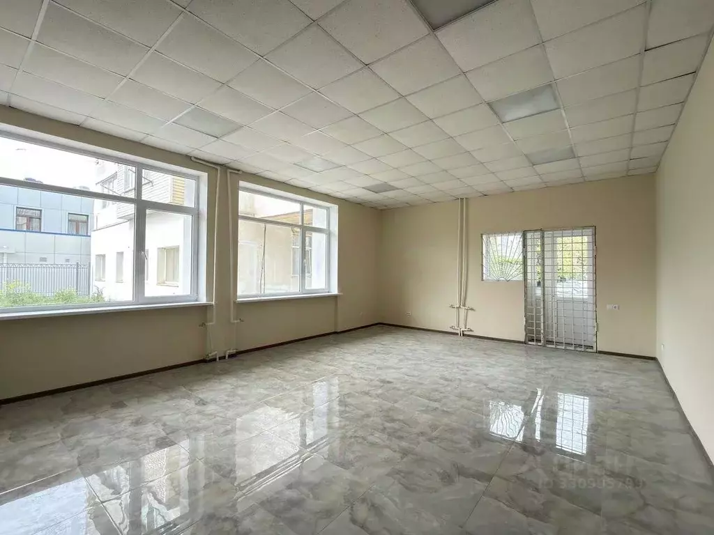 Торговая площадь в Севастополь ул. Павла Корчагина, 16 (140 м) - Фото 1