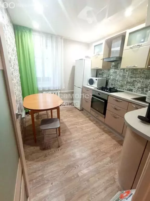 3-комнатная квартира: Киров, Ленинский район, улица Щорса, 28А (61.7 ... - Фото 1