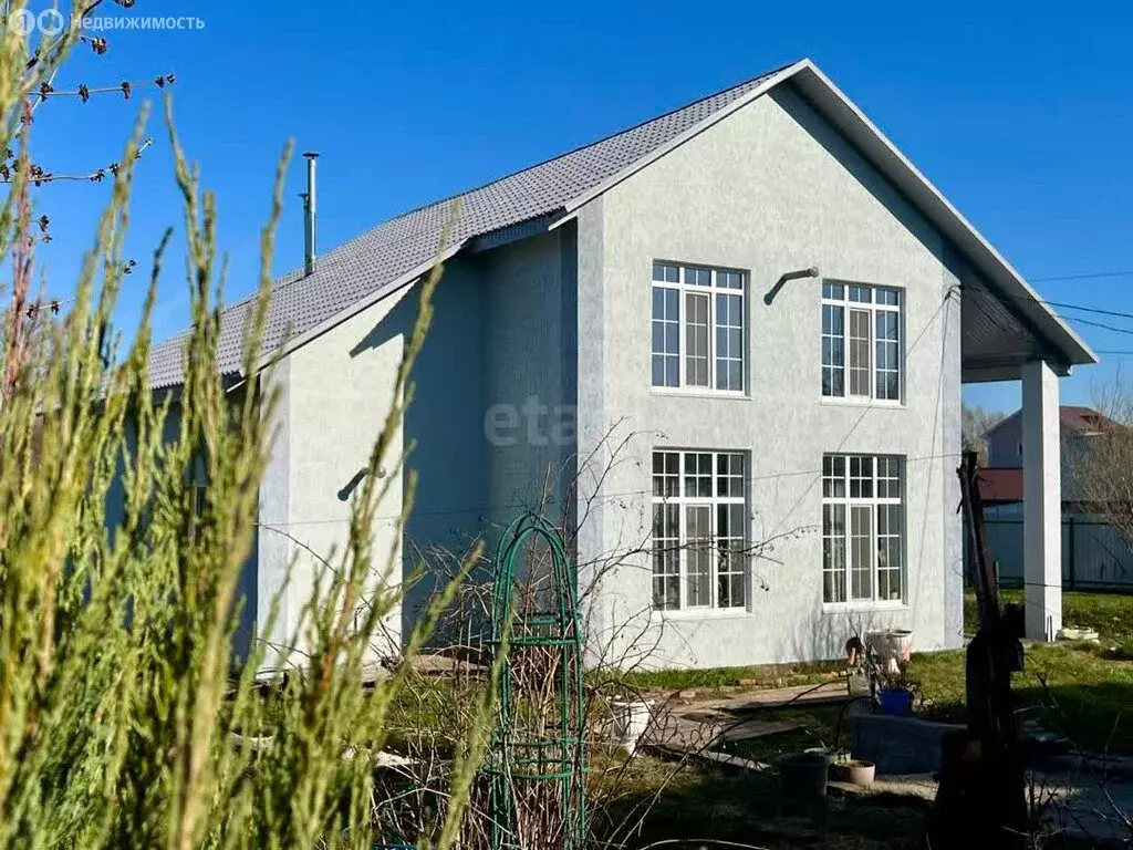 Дом в село Нижегородка, Школьная улица (164.5 м) - Фото 1