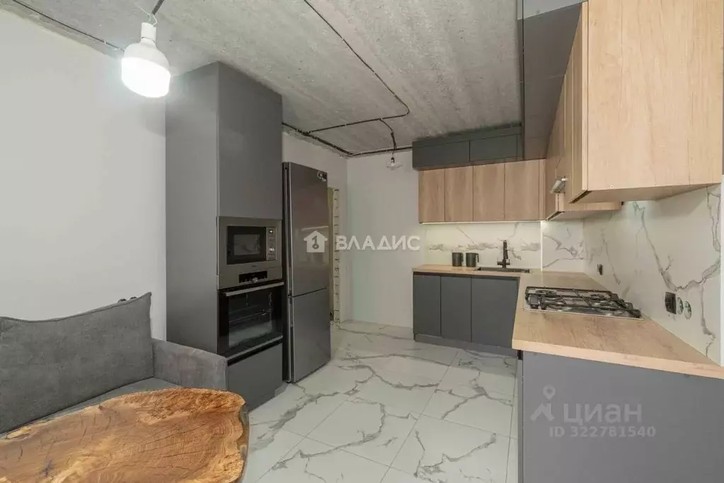 2-к кв. Владимирская область, Владимир ул. Всесвятская, 3 (72.1 м) - Фото 1