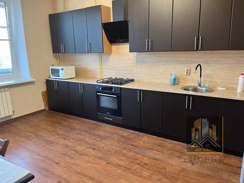 1-к кв. Татарстан, Казань ул. Зои Космодемьянской, 1 (42.0 м) - Фото 1