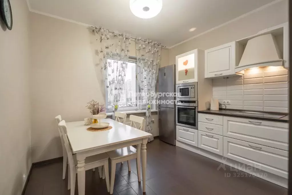 2-к кв. Санкт-Петербург просп. Кузнецова, 11к3 (57.2 м) - Фото 1