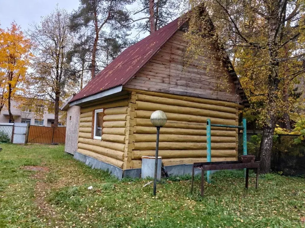 Дом в Ленинградская область, Выборгский район, Рощинское городское ... - Фото 0