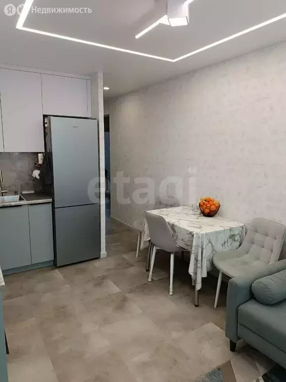 2-комнатная квартира: Тюмень, улица Вадима Бованенко, 4к1 (58.2 м) - Фото 2