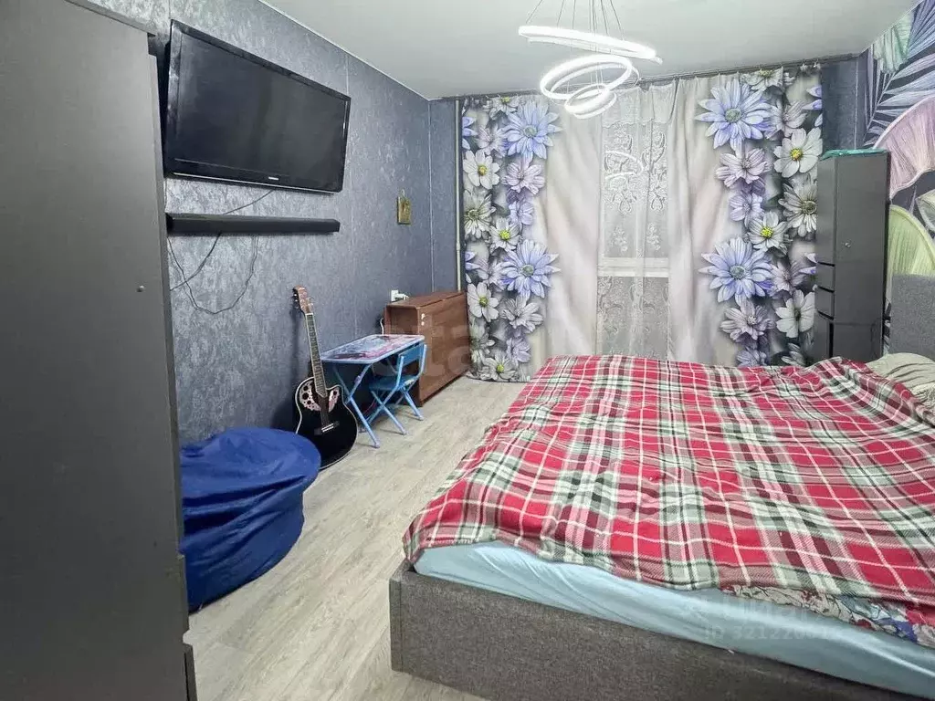 3-к кв. Ярославская область, Ярославль ул. Строителей, 21 (72.4 м) - Фото 0