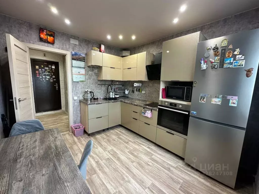 2-к кв. Кемеровская область, Новокузнецк ул. Франкфурта, 4 (50.0 м) - Фото 2