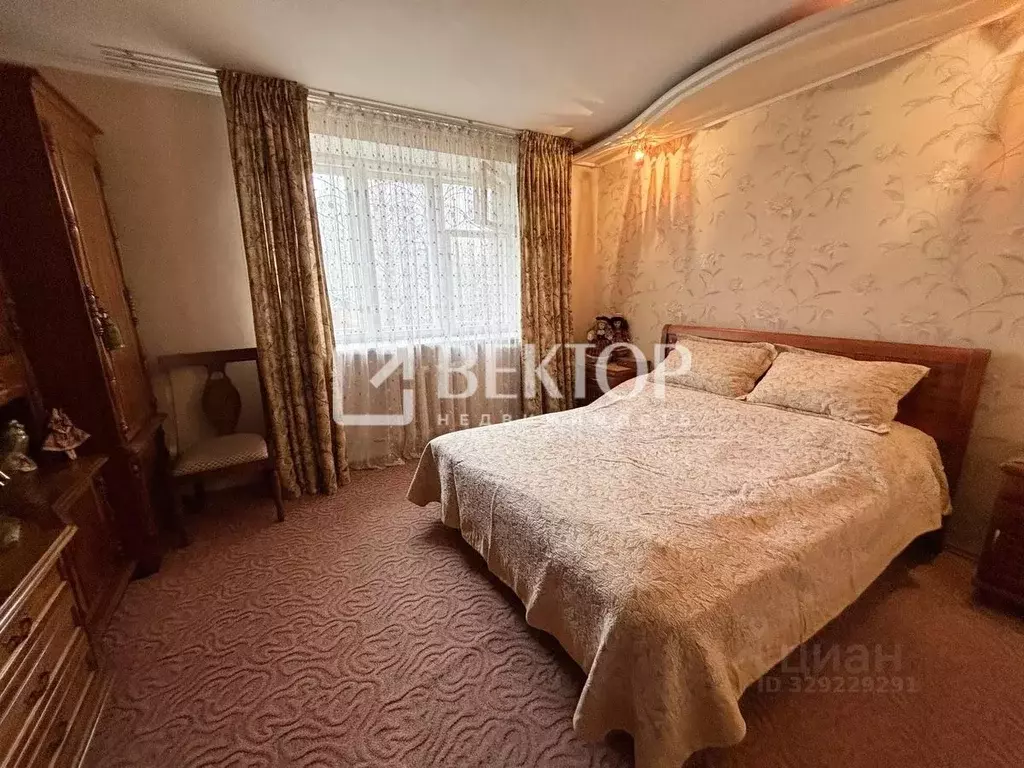 3-к кв. Ивановская область, Иваново просп. Строителей, 29 (89.0 м) - Фото 1