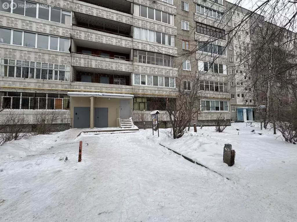 2-комнатная квартира: Екатеринбург, улица Большакова, 17 (49 м) - Фото 2