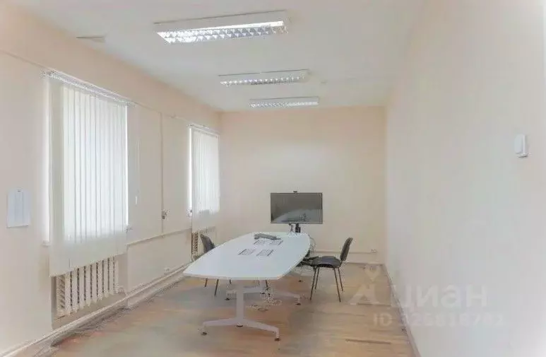 Офис в Санкт-Петербург ул. Бабушкина, 3 (297 м) - Фото 1