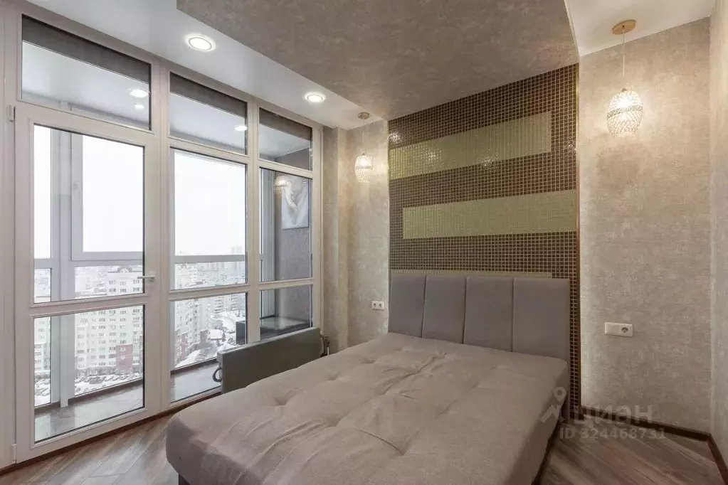 3-к кв. Алтайский край, Барнаул Пролетарская ул., 165 (65.0 м) - Фото 1