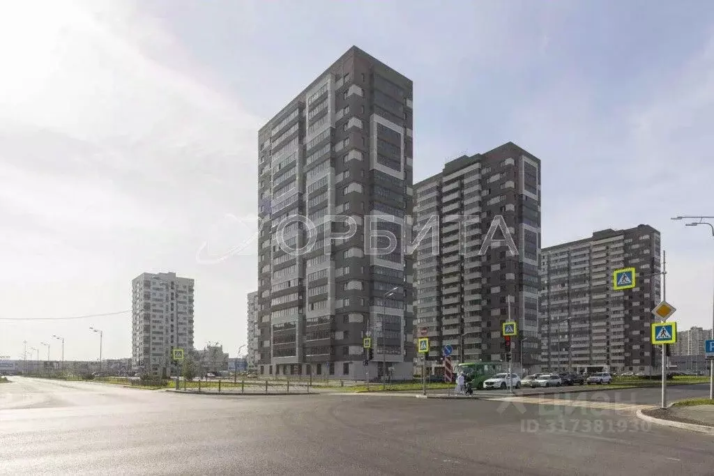 2-к кв. Тюменская область, Тюмень ул. Дмитрия Менделеева, 2к2 (51.8 м) - Фото 0