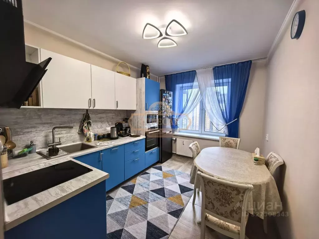 3-к кв. Санкт-Петербург пос. Парголово, ул. Федора Абрамова, 16к1 ... - Фото 1