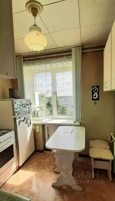 4-к кв. Кировская область, Киров ул. Опарина, 8 (61.1 м) - Фото 1