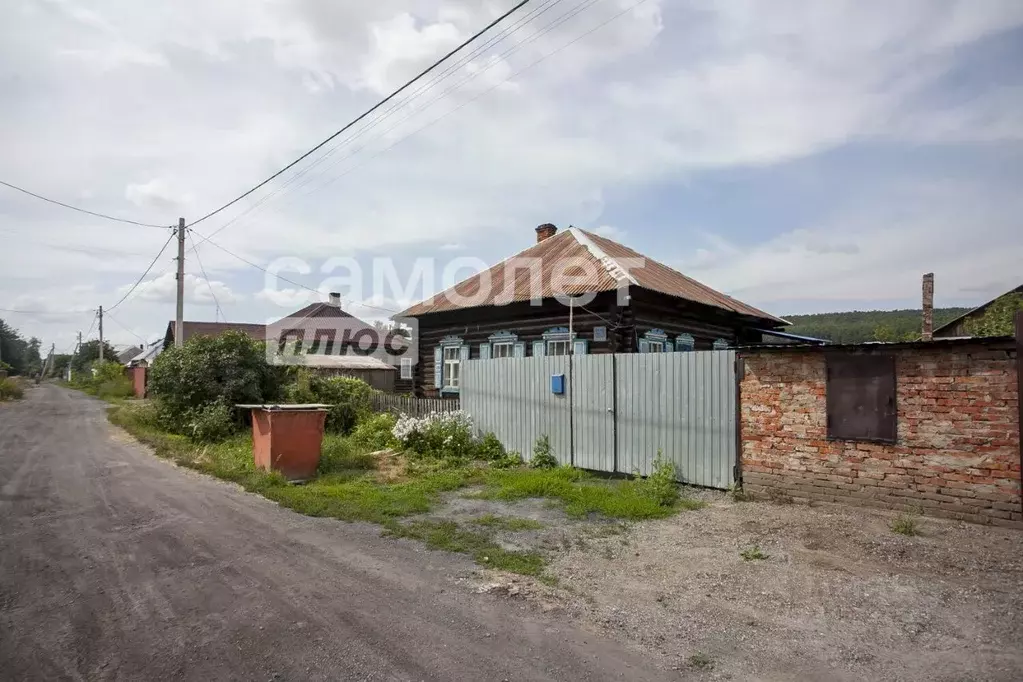 Дом в Кемеровская область, Кемерово Бачатская ул., 53 (45 м) - Фото 0