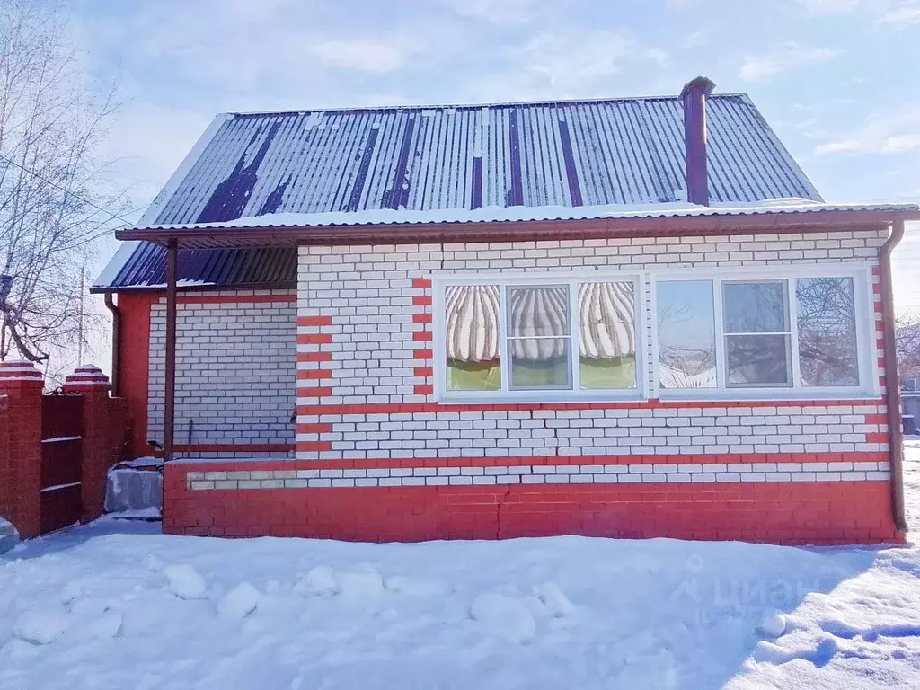 Дом в Воронежская область, Бобровский район, Коршевское с/пос, с. ... - Фото 2