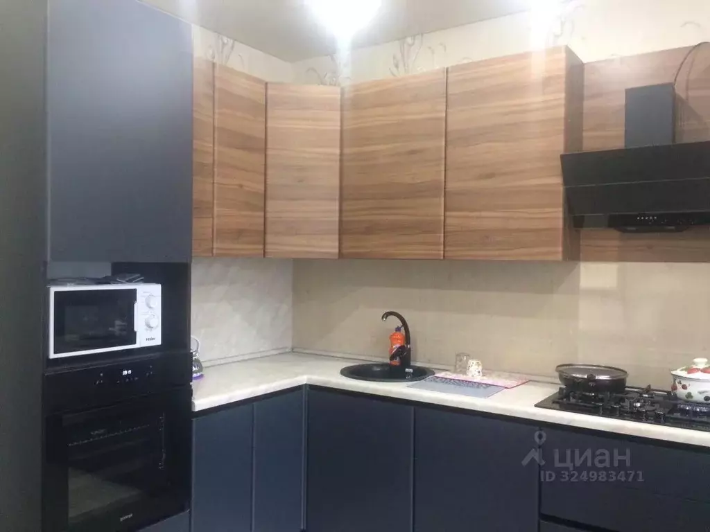 3-к кв. Белгородская область, Старый Оскол Степной мкр, 1 (95.0 м) - Фото 1