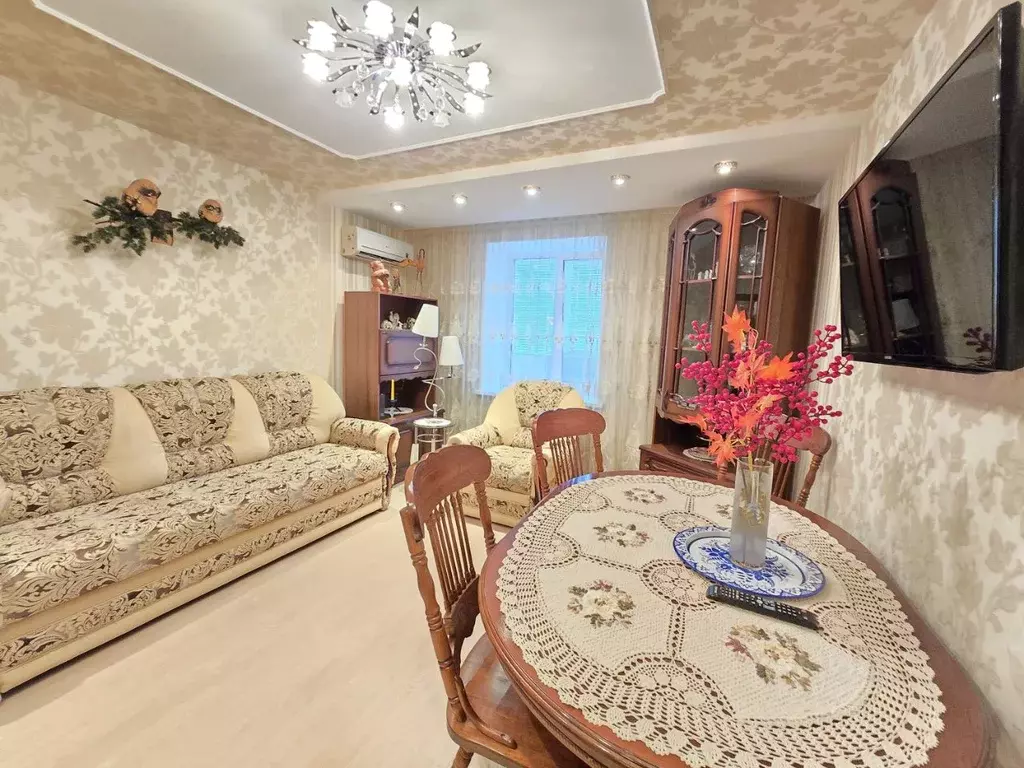 2-к кв. Пензенская область, Пенза ул. Антонова, 70 (59.1 м) - Фото 2