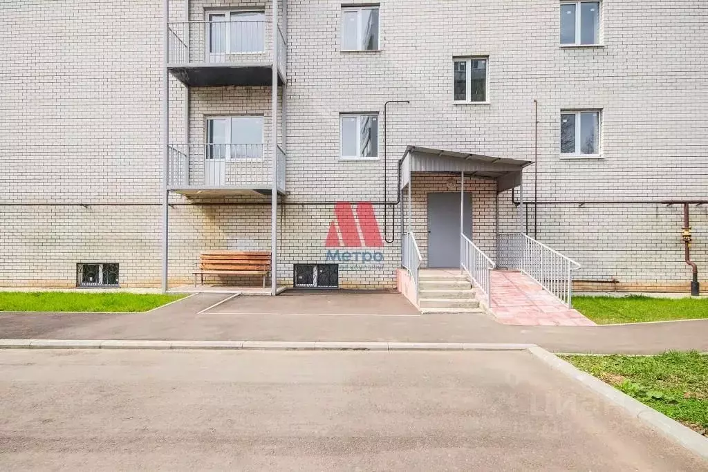 2-к кв. Ярославская область, Тутаев Парковый проезд, 1 (63.9 м) - Фото 0