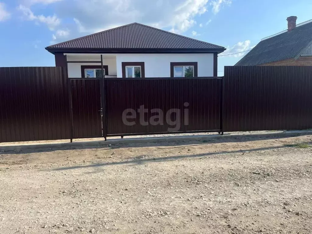 Дом в Краснодарский край, Темрюк ул. Ветеранов (90 м) - Фото 1