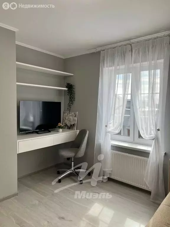 1-комнатная квартира: Лобня, улица Колычева, 4 (37 м) - Фото 0