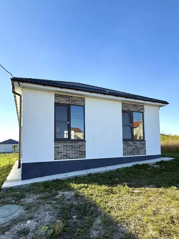 Дом в Краснодарский край, Новороссийск городской округ, Семигорский ... - Фото 1