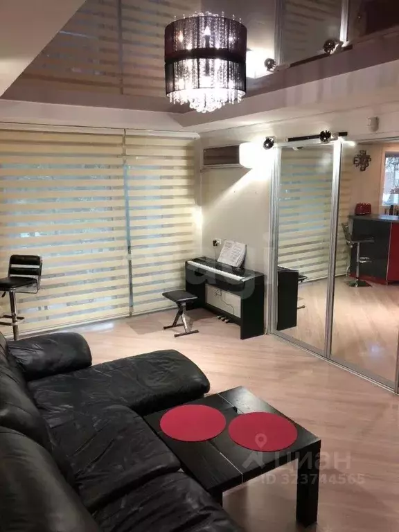 2-к кв. Хабаровский край, Хабаровск ул. Лейтенанта Шмидта, 19 (44.7 м) - Фото 0